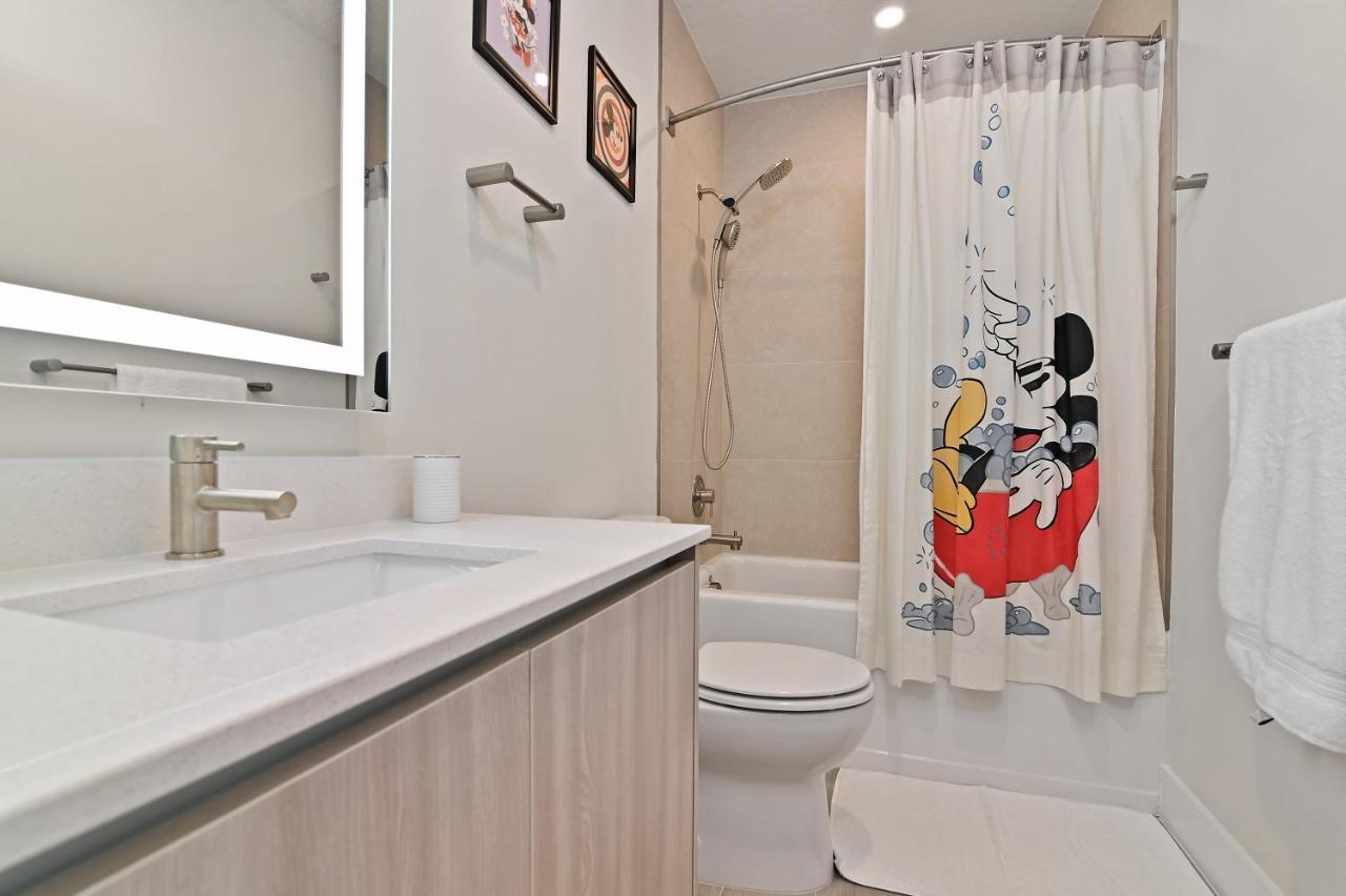 New Modern & Spacious Townhouse Near Disney - 4Br And 3Fb オーランド エクステリア 写真